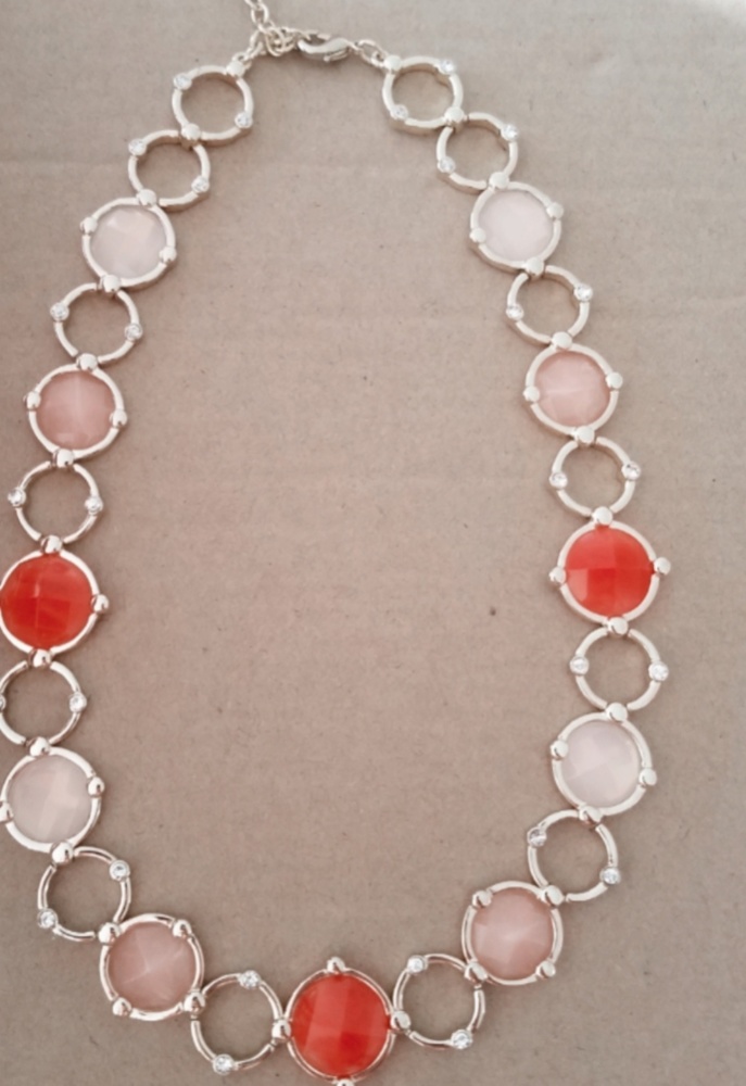 18 Inch Gold & crystal fashion statement necklace